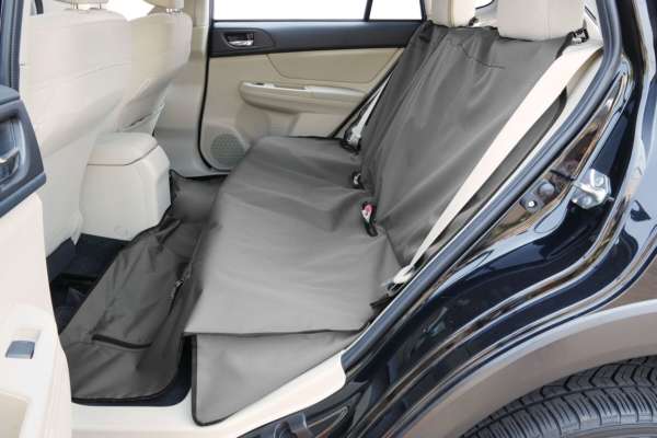 Housse pour siège de voiture durable, imperméable et lavable en machine qui peut être posée sur un banc ou un hamac.